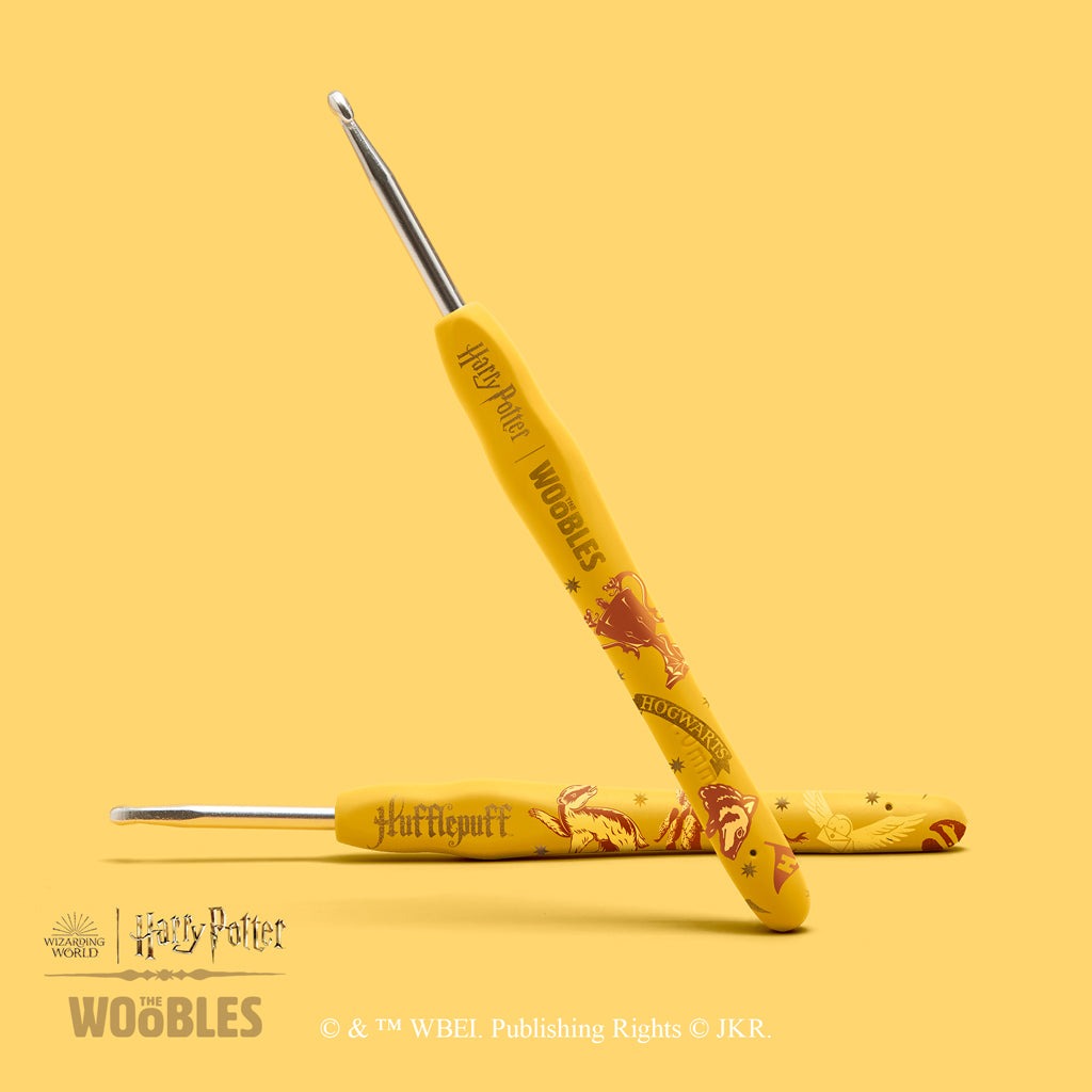 HufflepuffTM Badger Crochet Kit